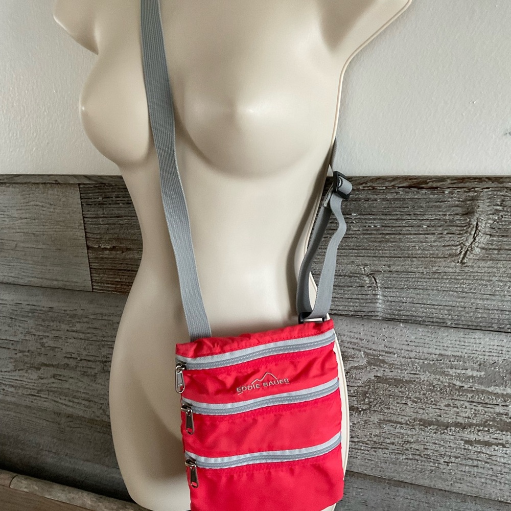 Eddie Bauer triple zipper crossbody purse/travel bag